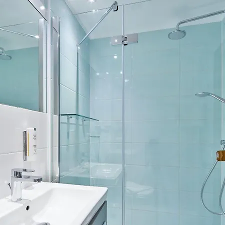 St. Georg Garni سيل