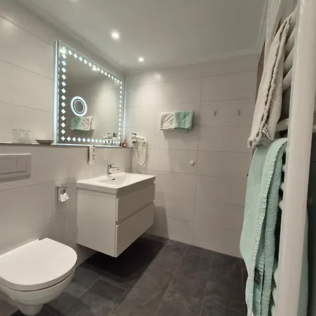 St. Georg Garni Hotel 3*