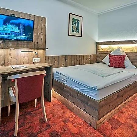 St. Georg Garni Hotel